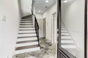 2825 Pease St, Houston, TX 77003 - Photo 3