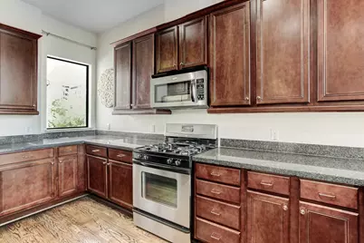 2825 Pease Street, Houston, TX 77003 - Photo 11