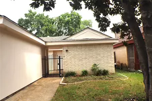 11118 High Star Dr, Houston, TX 77072 - Photo 3