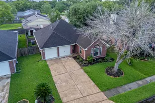 3503 Riverside Dr, Pearland, TX 77581 - Photo 1