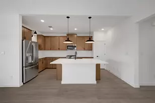 235 Ice Shr Trl, Dayton, TX 77535 - Photo 3