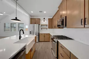 235 Ice Shr Trl, Dayton, TX 77535 - Photo 5