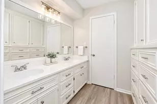 11307 Wickersham Ln, Houston, TX 77077 - Photo 15