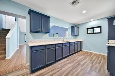 119 Pecan Drive, Baytown, TX 77520 - Photo 5