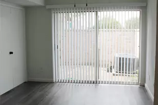 12205 Sandpiper Dr, Houston, TX 77035 - Photo 7