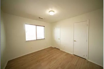 9519 Deep Valley Drive, Houston, TX 77044 - Photo 15