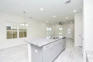 2807 Topiary Ln, Houston, TX 77014 - Photo 13