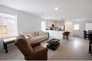 21151 Vercelli, New Caney, TX 77357 - Photo 5