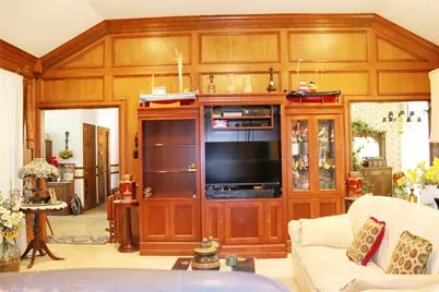 1927 Oak Island Drive, Lake Jackson, TX 77566 - Photo 3