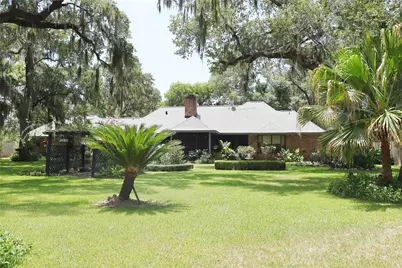 1927 Oak Island Drive, Lake Jackson, TX 77566 - Photo 15