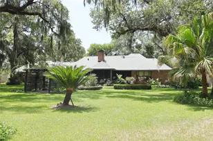 1927 Oak Island Dr, Lake Jackson, TX 77566 - Photo 15