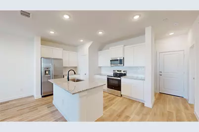2938 Elle Drive, Grand Prairie, TX 75052 - Photo 9