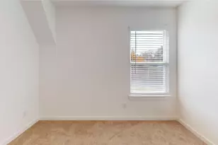 2938 ELLE DR, Grand Prairie, TX 75052 - Photo 33