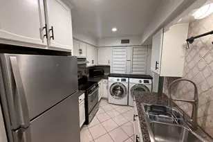 353 N Post Oak Ln, Houston, TX 77024 - Photo 7
