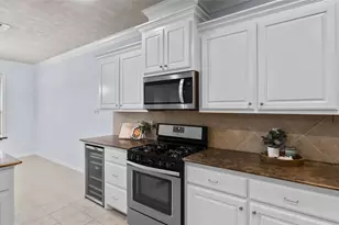 8413 Alison Ave, College Station, TX 77845 - Photo 19