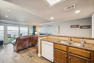 7041 Kingston Cove Ln, Willis, TX 77318 - Photo 11
