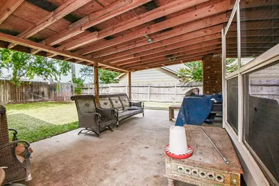 14706 W Bend Drive, Houston, TX 77082 - Photo 37