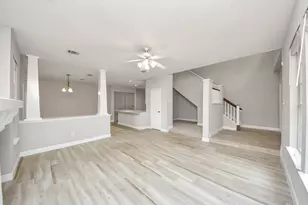 66 Scarlet Woods Ct, The Woodlands, TX 77380 - Photo 9