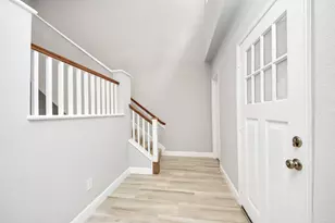 66 Scarlet Woods Ct, The Woodlands, TX 77380 - Photo 5