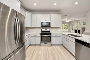 66 Scarlet Woods Ct, The Woodlands, TX 77380 - Photo 17