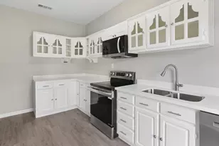 638 Kelly Ln, Holiday Lakes, TX 77515 - Photo 11