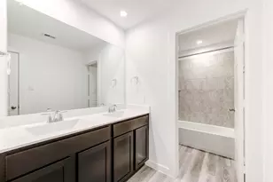 12323 Brandenburg Gate Dr, Houston, TX 77047 - Photo 17