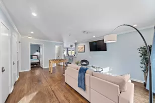 1825 Locksford St, Houston, TX 77008 - Photo 13