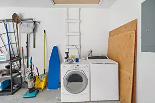 1825 Locksford St, Houston, TX 77008 - Photo 31