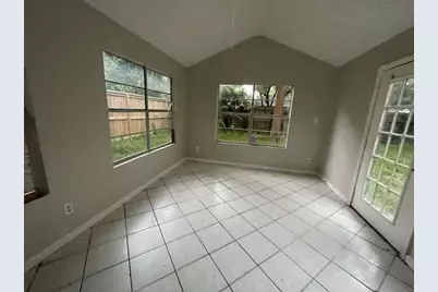 11042 Lafferty Oaks Street, Houston, TX 77013 - Photo 15