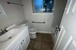 11042 Lafferty Oaks St, Houston, TX 77013 - Photo 19