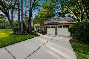 71 Timberspire Ln, The Woodlands, TX 77380 - Photo 3