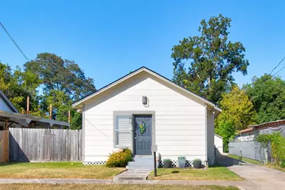 414 E Adoue Street, Baytown, TX 77520 - Photo 23