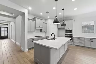 12318 Palmetto Dr, Mont Belvieu, TX 77523 - Photo 7