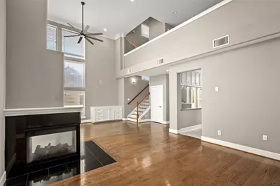 332 Asbury Street, Houston, TX 77007 - Photo 9