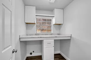 6 Dusky Meadow Pl, The Woodlands, TX 77381 - Photo 17