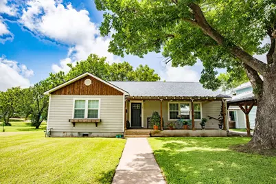 107 Duson Avenue, Palacios, TX 77465 - Photo 1