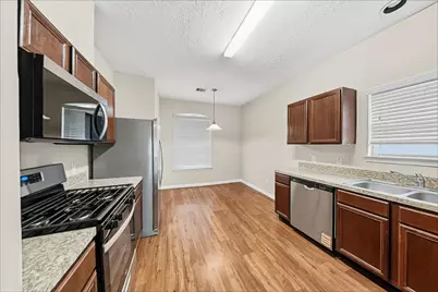 3931 Hawthorne Glen Court, Fresno, TX 77545 - Photo 3