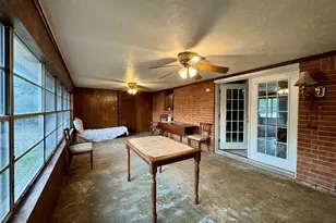 370 Johnson St, Woodville, TX 75979 - Photo 29