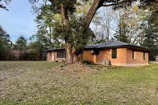 370 Johnson St, Woodville, TX 75979 - Photo 5