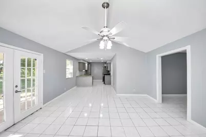 6031 Dellfern Drive, Houston, TX 77035 - Photo 15