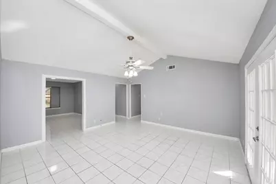 6031 Dellfern Drive, Houston, TX 77035 - Photo 17