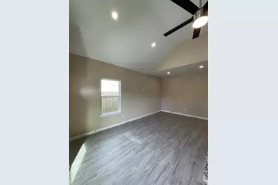 16682 E Forrestal, Montgomery, TX 77316 - Photo 9