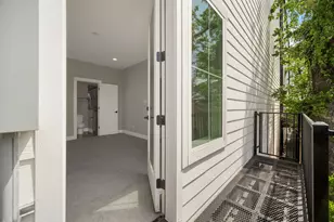 1193 W 19th St, Houston, TX 77008 - Photo 37