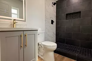 5842 Southford St, Houston, TX 77033 - Photo 19
