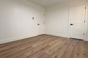5842 Southford St, Houston, TX 77033 - Photo 23