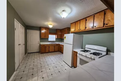36 18th Avenue N, Texas City, TX 77590 - Photo 11