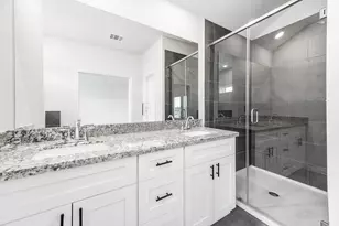 14922 Eagle Feather Dr, Houston, TX 77090 - Photo 27