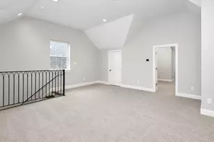 215 Willow St, Shenandoah, TX 77384 - Photo 19