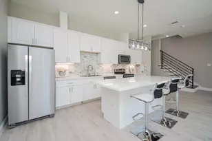 149 S 66th St, Houston, TX 77011 - Photo 9