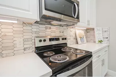 149 S 66 Street, Houston, TX 77011 - Photo 11